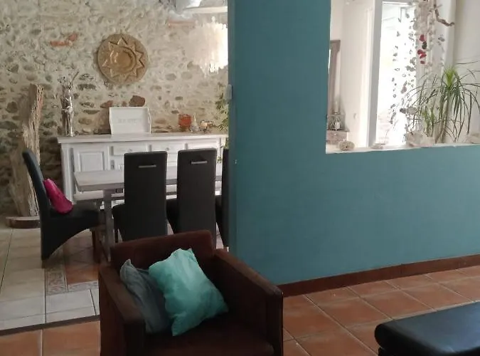 Belle Maison De Caractere Dans Village Et Sa Piscine Privee 7 Pers- 3 - 12 Rue Emile Zola Ferienhaus *