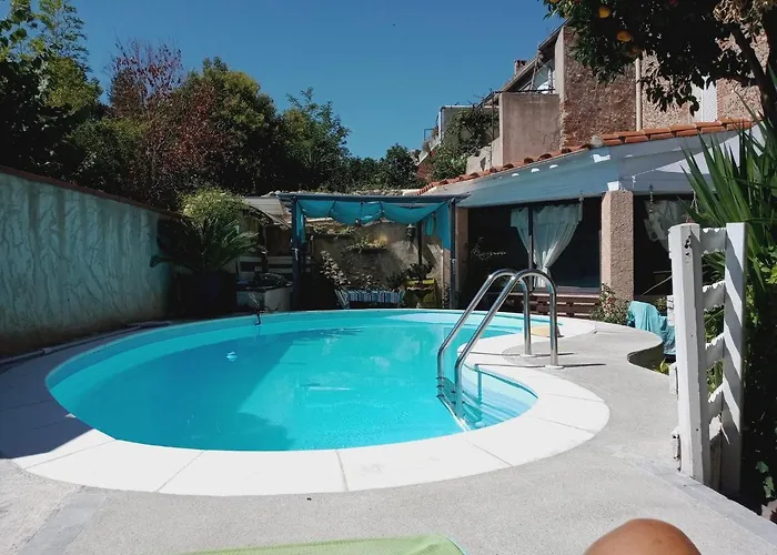 Belle Maison De Caractere Dans Village Et Sa Piscine Privee 7 Pers- 3 - 12 Rue Emile Zola Ferienhaus