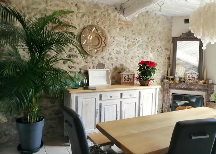 Ferienhaus Belle Maison De Caractere Dans Village Et Sa Piscine Privee 7 Pers- 3 - 12 Rue Emile Zola