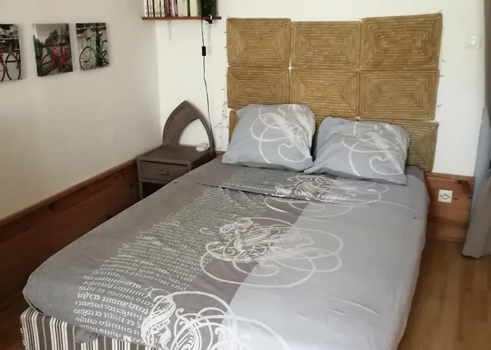 Ferienhaus Belle Maison De Caractere Dans Village Et Sa Piscine Privee 7 Pers- 3 - 12 Rue Emile Zola *